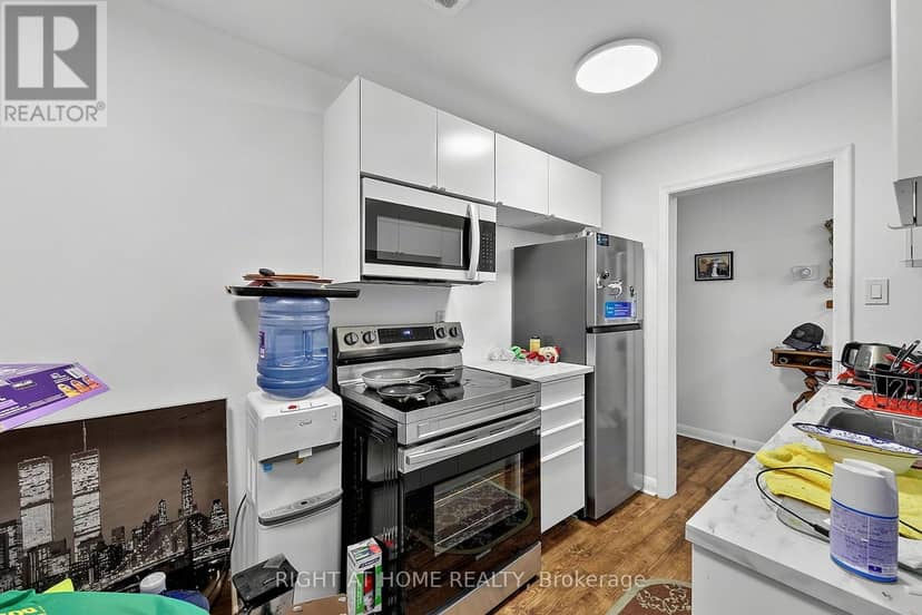 137 Vancouver Street — photo 16 of 40
