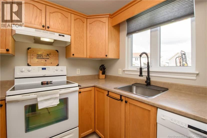 49 Armoyan Court — photo 10 of 40