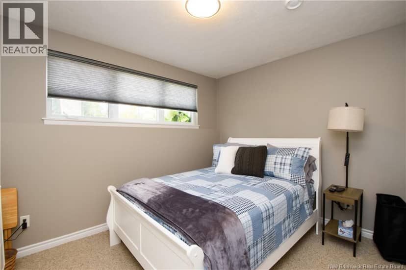 49 Armoyan Court — photo 32 of 40