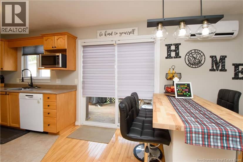 49 Armoyan Court — photo 8 of 40