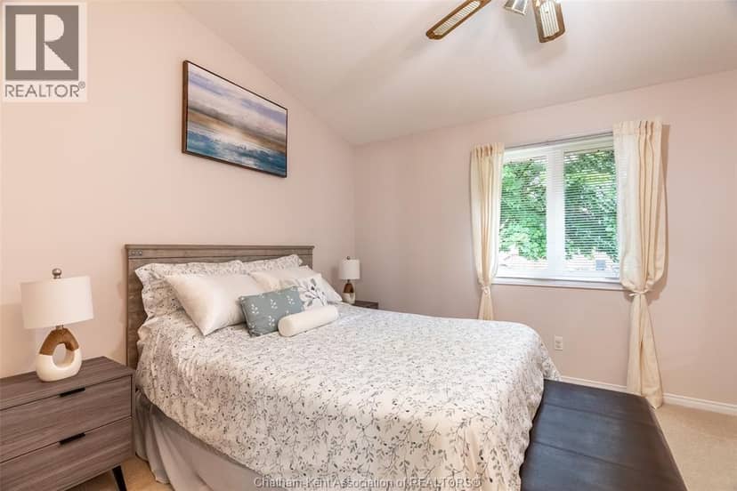 154 Semenyn AVENUE Unit# 24 — photo 11 of 35