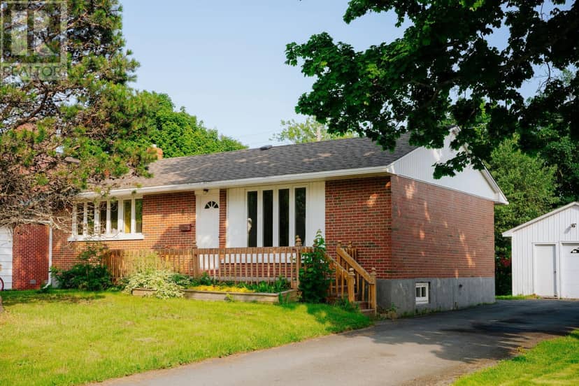 49 Hawker Crescent, Gander