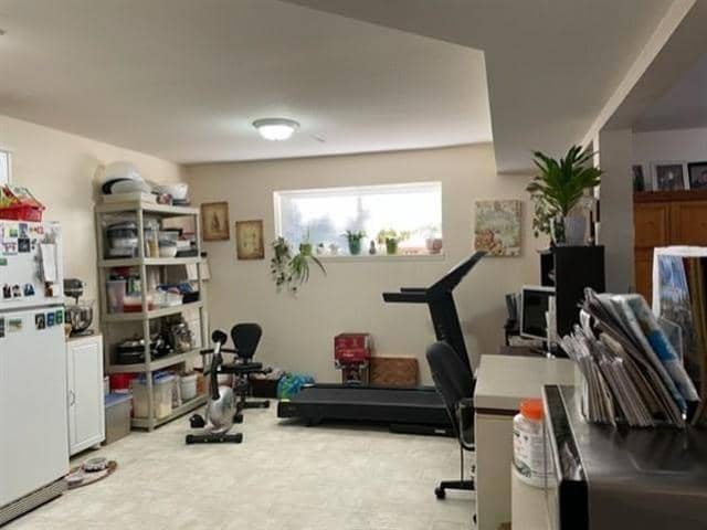 15622 THRIFT AVENUE, White Rock, photo 8