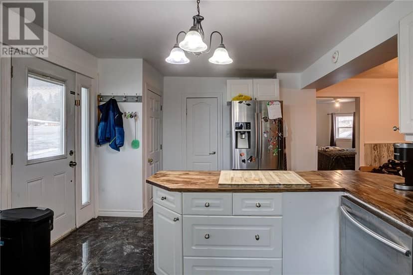 7157 Highway 17, Hagar, photo 4