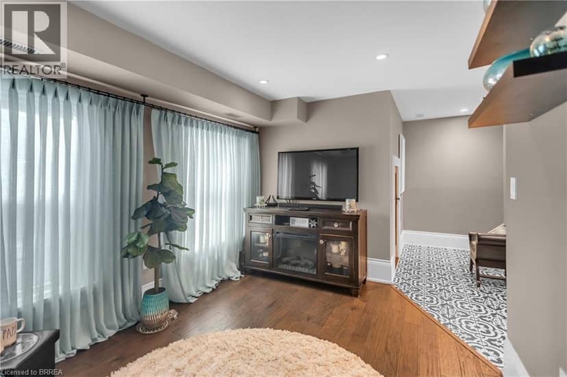 220 SHERIDAN Street — photo 24 of 35