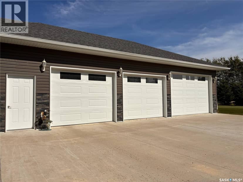 105 Tindall AVENUE — photo 15 of 40