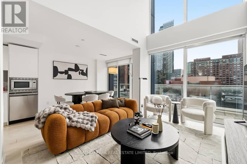 405 - 18 Maitland Terrace — photo 1 of 32