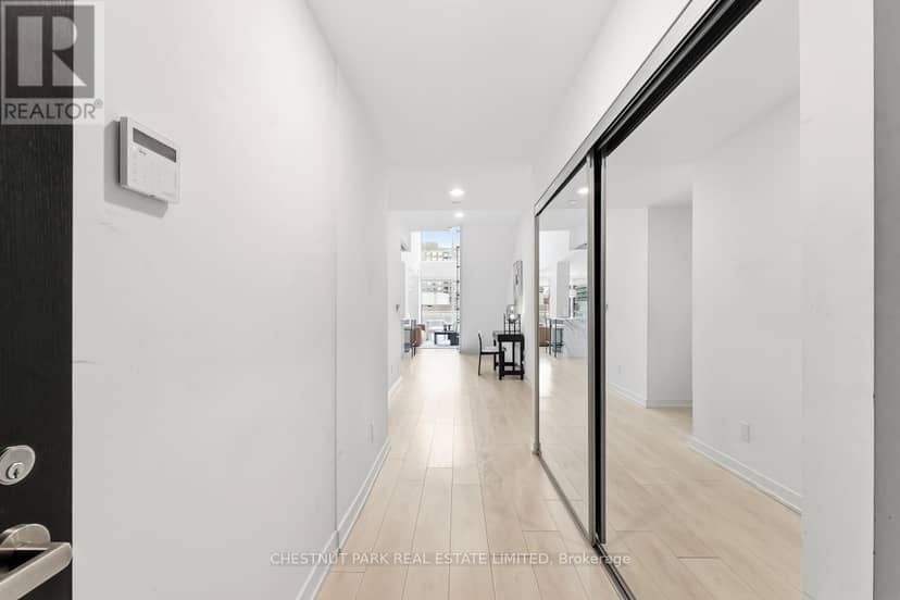 405 - 18 Maitland Terrace — photo 17 of 32