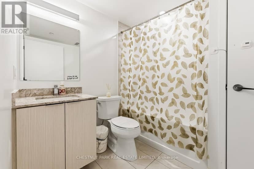 405 - 18 Maitland Terrace — photo 20 of 32
