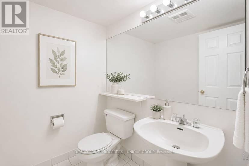 1408 - 10 Torresdale Avenue — photo 15 of 40