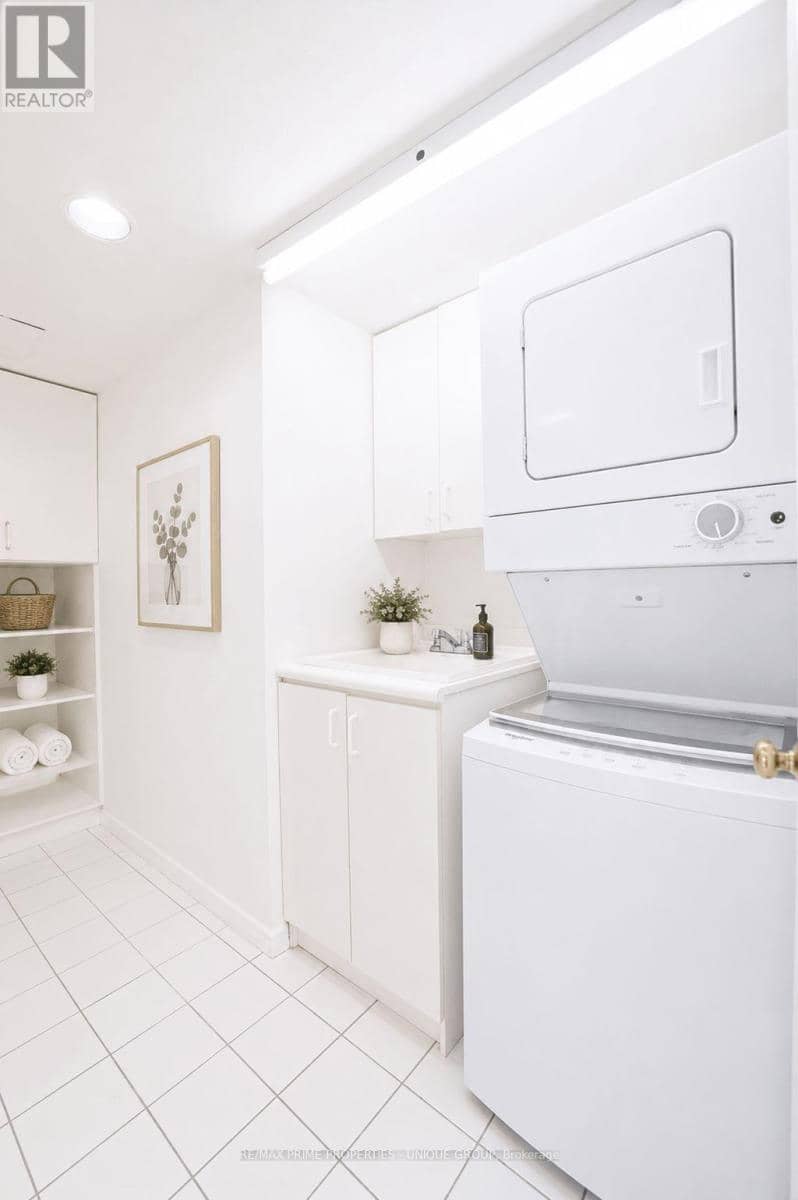 1408 - 10 Torresdale Avenue — photo 18 of 40
