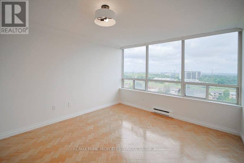 1408 - 10 Torresdale Avenue — photo 30 of 40