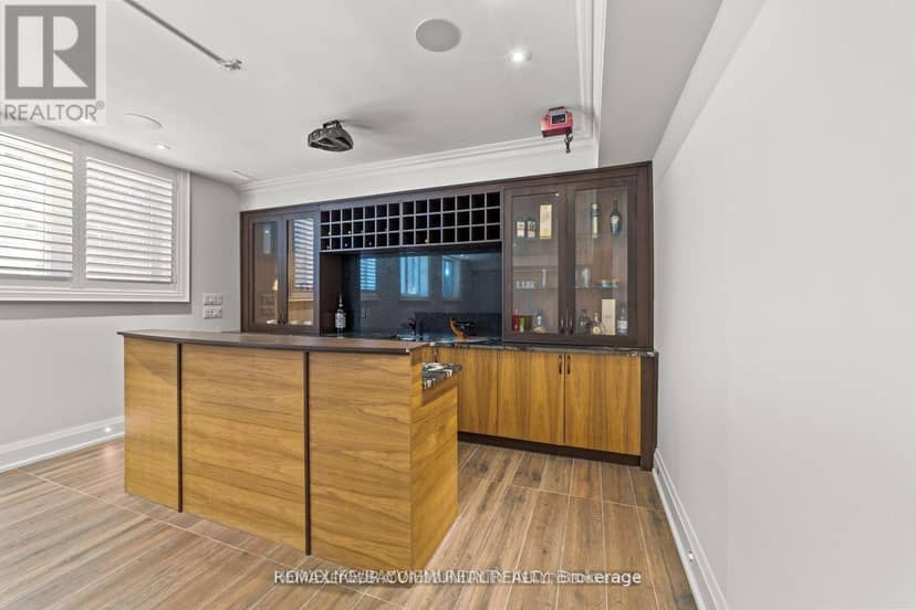 18 Parker Avenue — photo 12 of 18