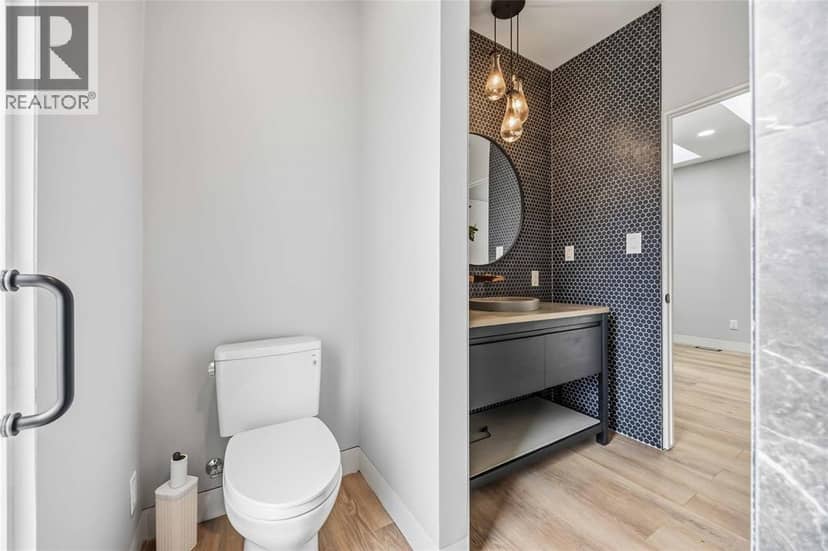 3476 Paul Crescent — photo 39 of 40