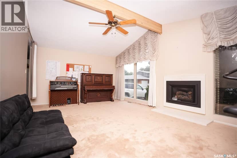 145 Mayfair CRESCENT — photo 6 of 33