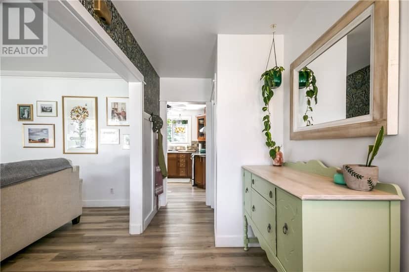 83 Lakeview Drive — photo 15 of 40