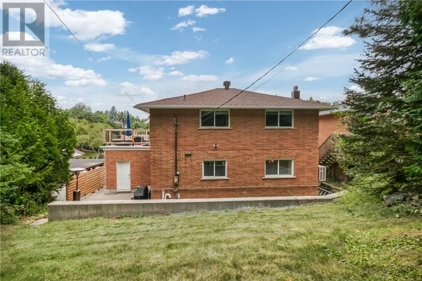 83 Lakeview Drive — photo 37 of 40