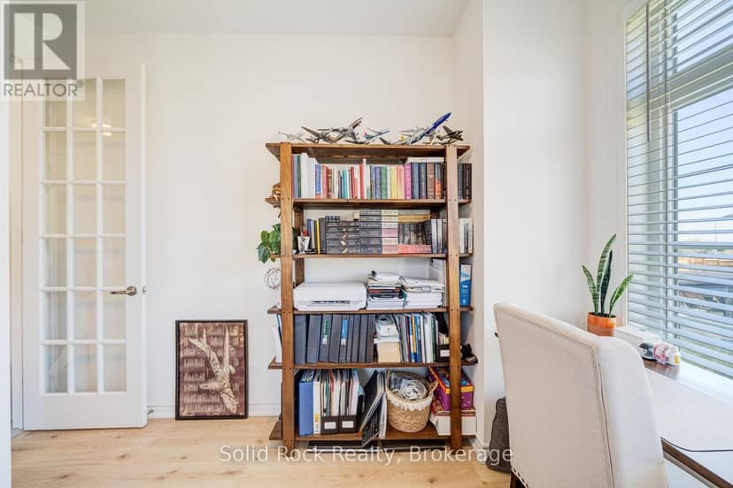 415 Trevor Street — photo 24 of 40
