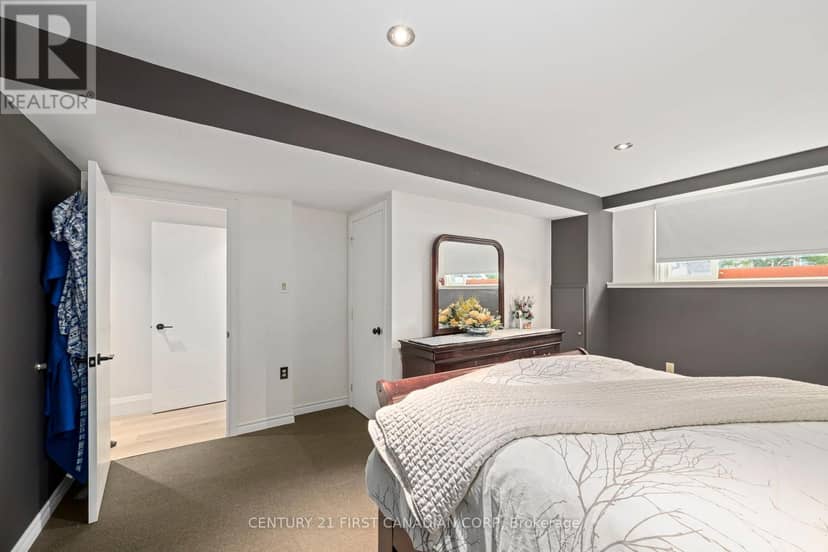 902 Railton Avenue — photo 18 of 32