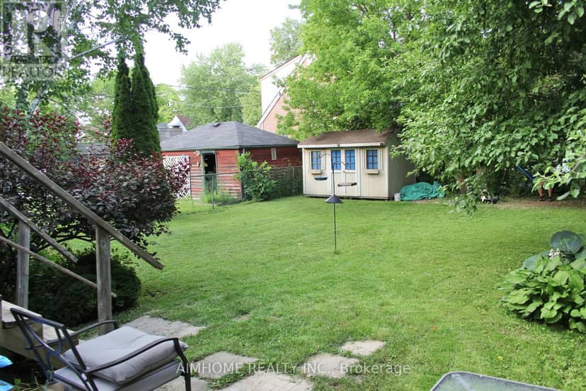 31 Camilla Crescent — photo 19 of 21