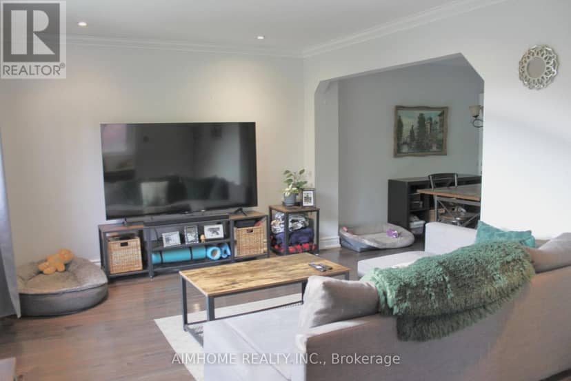 31 Camilla Crescent — photo 4 of 21