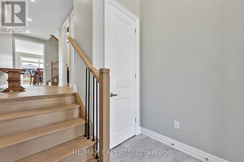 222 Mapleside Drive — photo 4 of 40