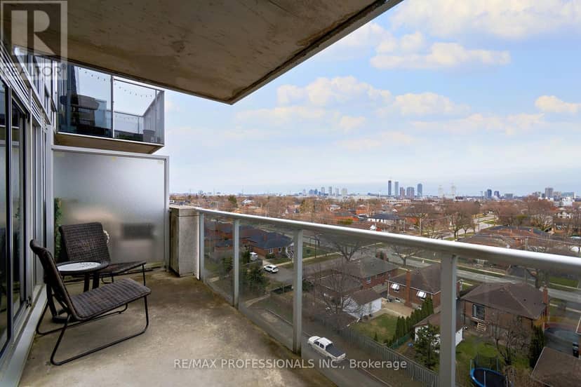 704 - 1040 The Queensway — photo 20 of 40