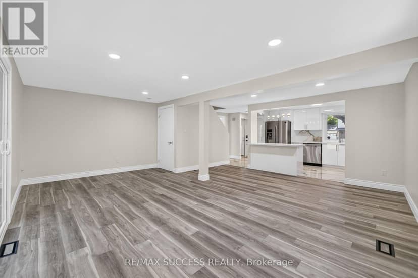 306 Sekura Street — photo 16 of 40