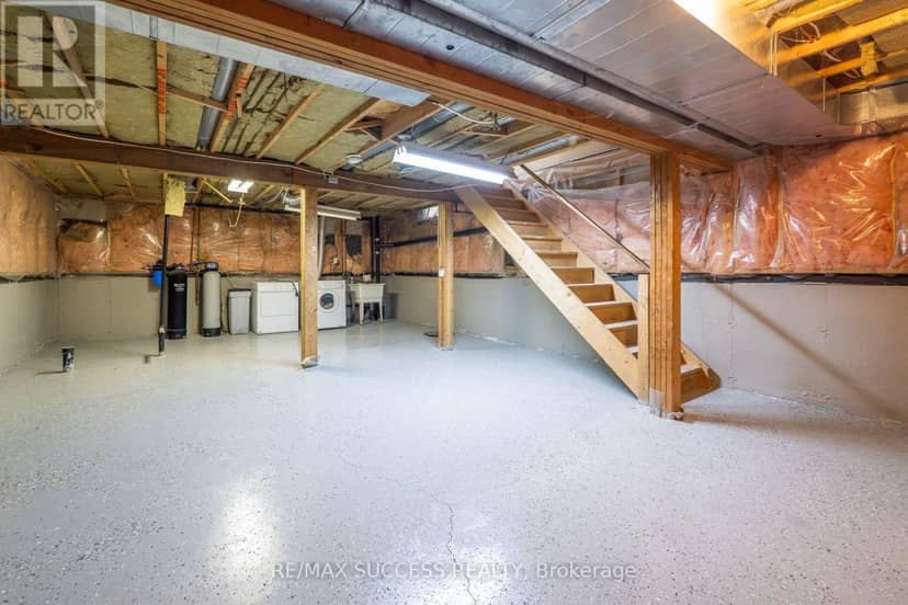 306 Sekura Street — photo 39 of 40