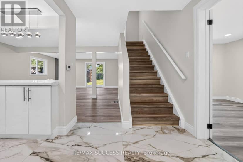 306 Sekura Street — photo 7 of 40