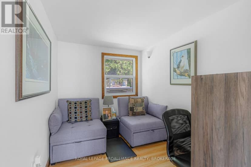 467 Ub 4 Road — photo 19 of 33