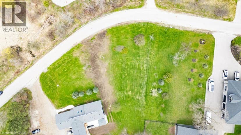 121 DODGE Drive — photo 1 of 8