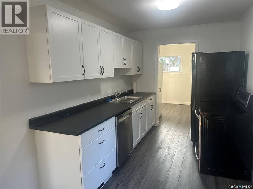 1841 York Street — photo 4 of 13