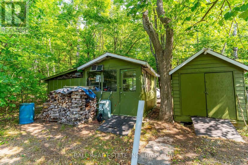 1017 Ewles Drive, Minden Hills, photo 3
