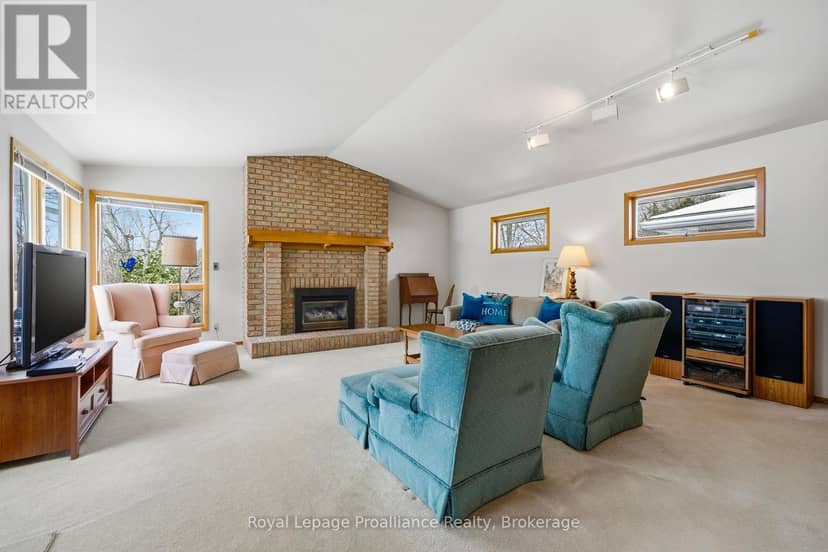 46 Edgehill Road — photo 17 of 40