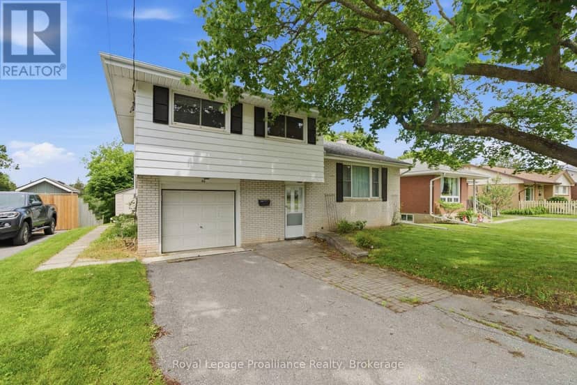 46 Edgehill Road — photo 3 of 40