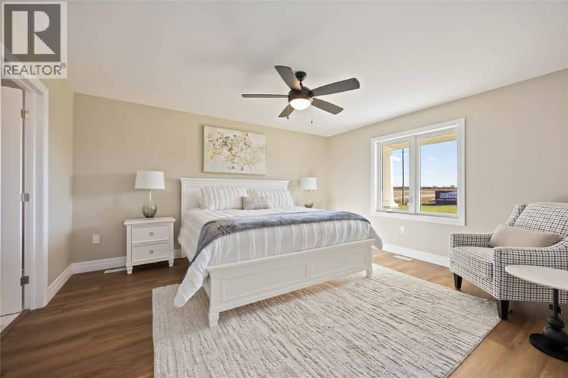3520 Kawartha Drive — photo 10 of 23