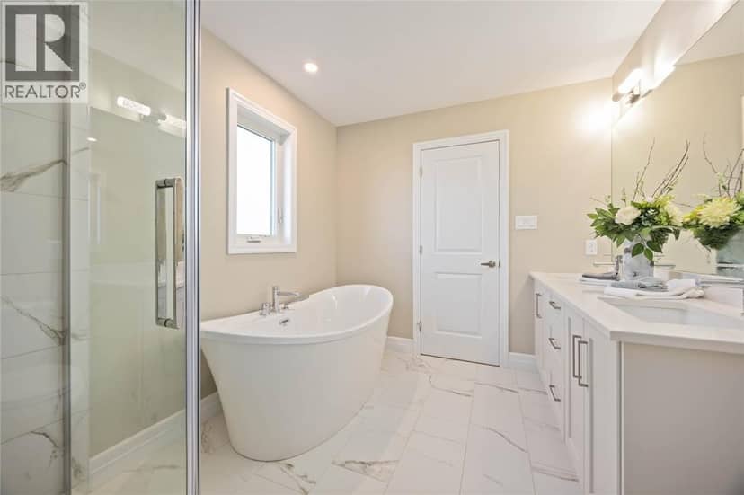 3520 Kawartha Drive — photo 12 of 23