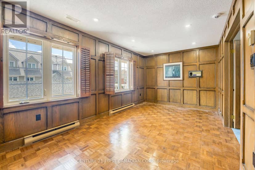 W45 - 1500 Venetian Boulevard — photo 12 of 40