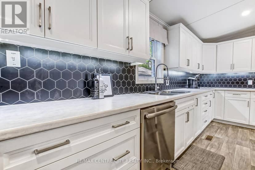 30 - 22790 Amiens Road — photo 10 of 30