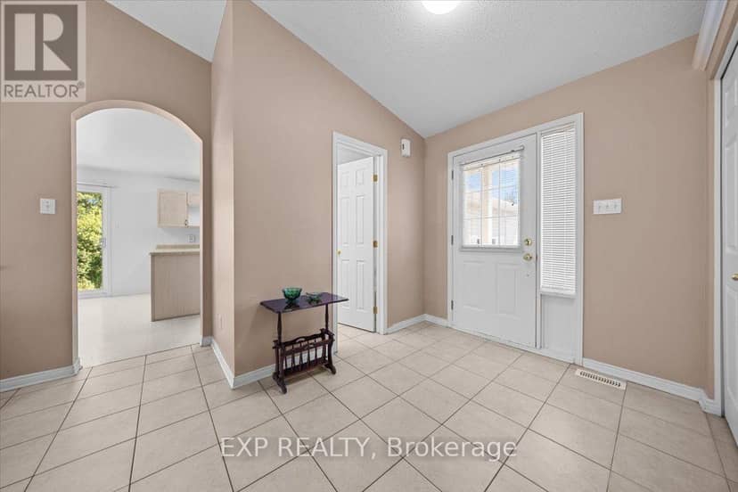 113 Grey Fox Drive, Ottawa, photo 4