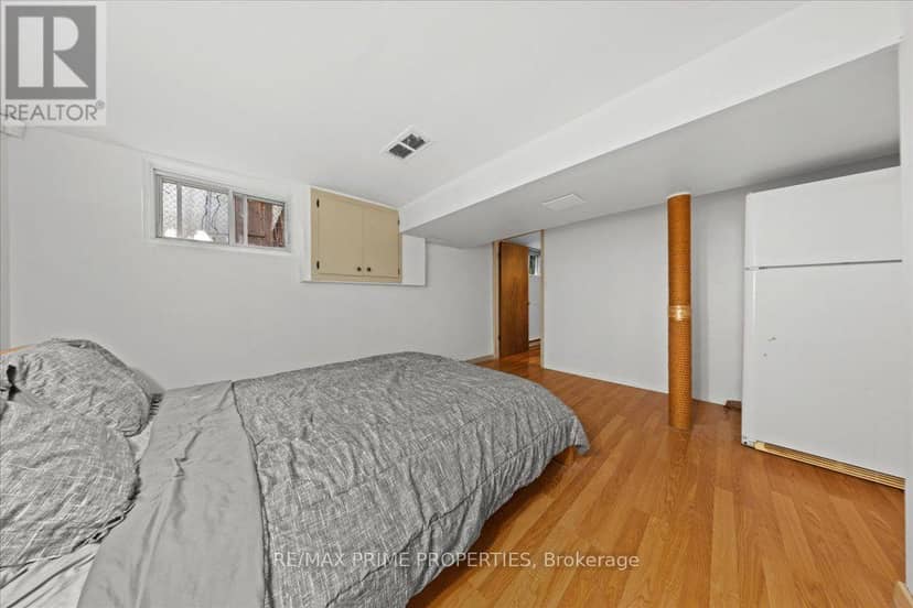 1273 Thames Street — photo 18 of 36