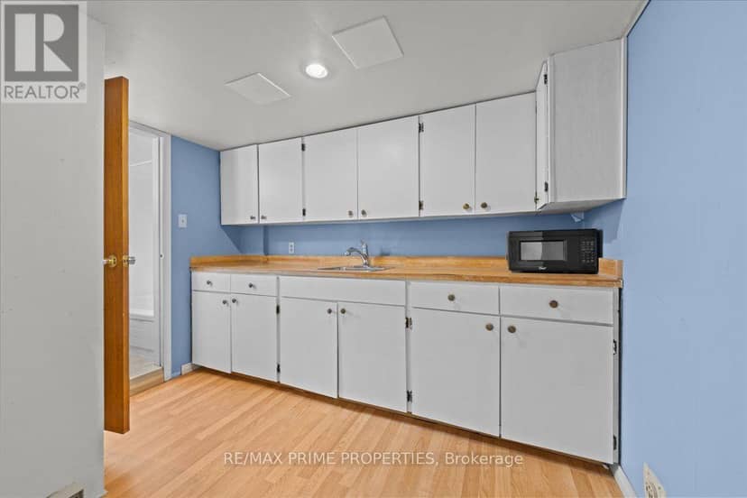 1273 Thames Street — photo 20 of 36