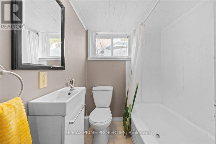 1273 Thames Street — photo 21 of 36