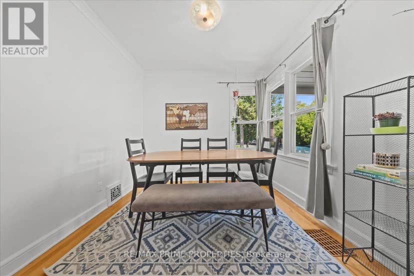 1273 Thames Street — photo 7 of 36