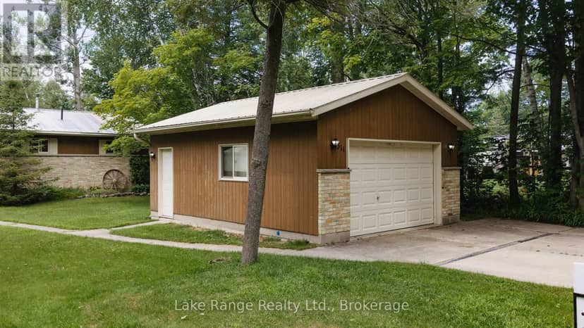 311 Maple Street — photo 3 of 30