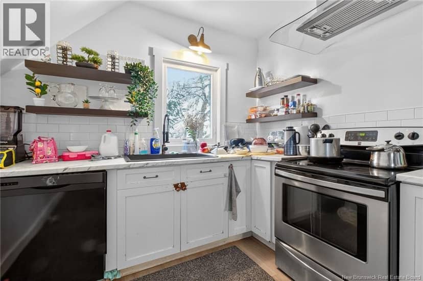 319 Lutz Street — photo 11 of 31