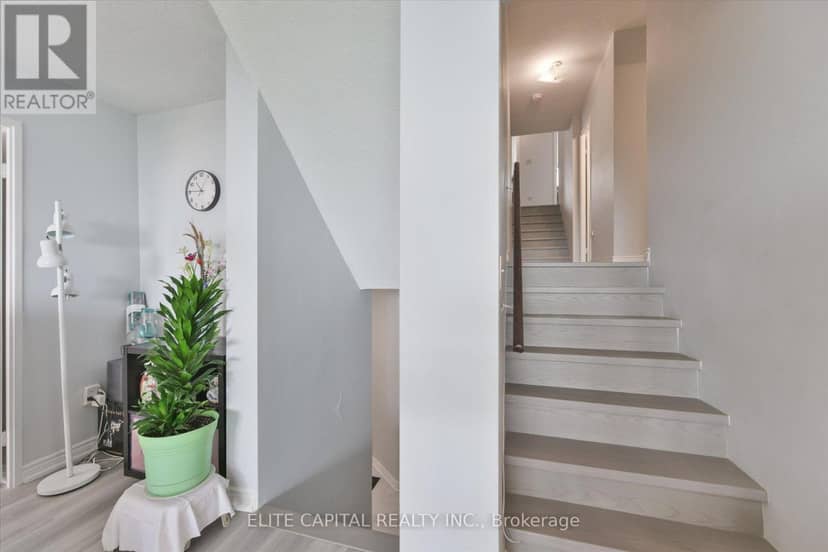 #1710 - 11 Wincott Drive — photo 21 of 30