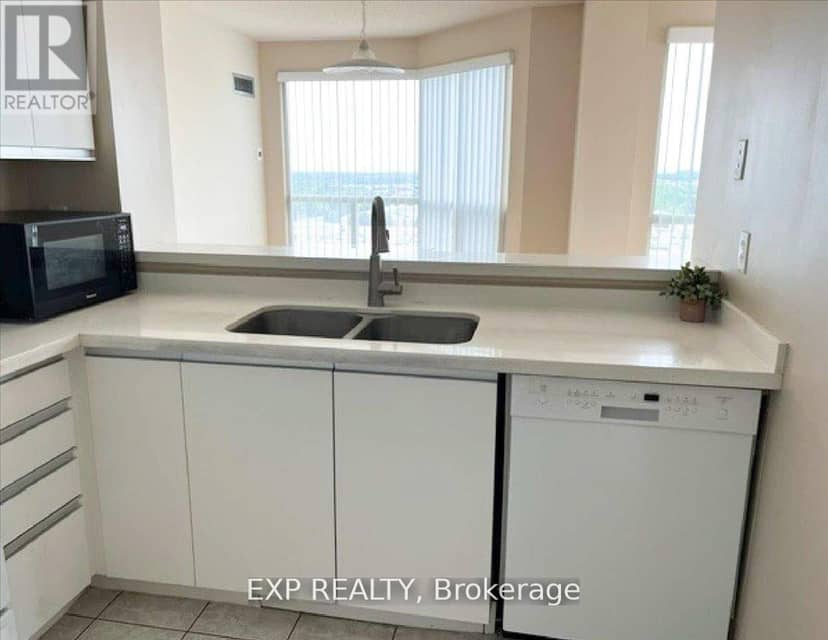 1603 - 2177 Burnhamthorpe Road W — photo 13 of 27