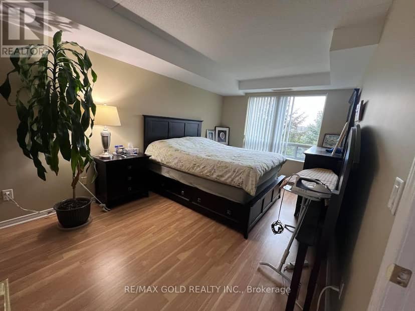 213 - 25 Via Rosedale Way, Brampton, photo 7